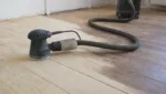 Holzboden renovieren mit Exzenterschleifer